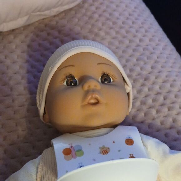 Doll with Accessories and Outfit - Picture 2 of 5